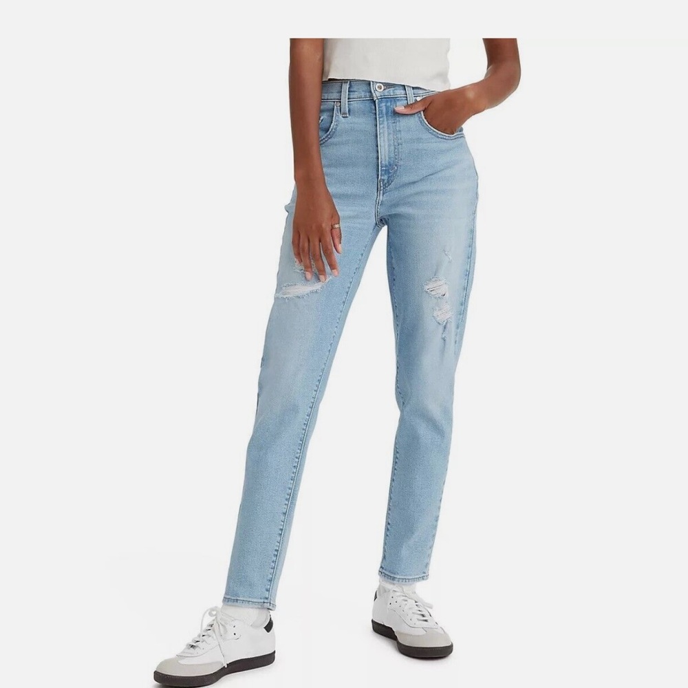 Levi's High Rise Mom Jeans
